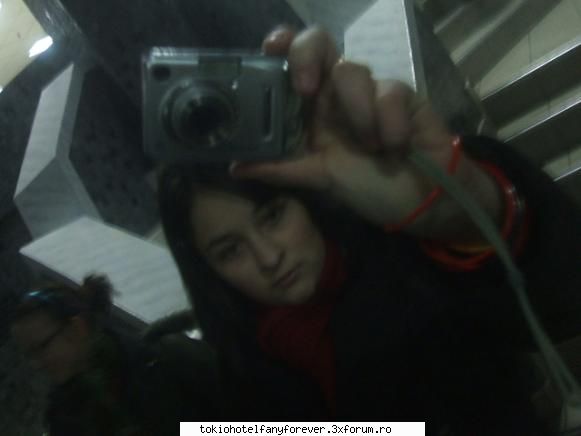 aici va uitatzi la poze cu my best friend >:d< :limba:  :limba:  :limba: ~~la mejor amiga~~